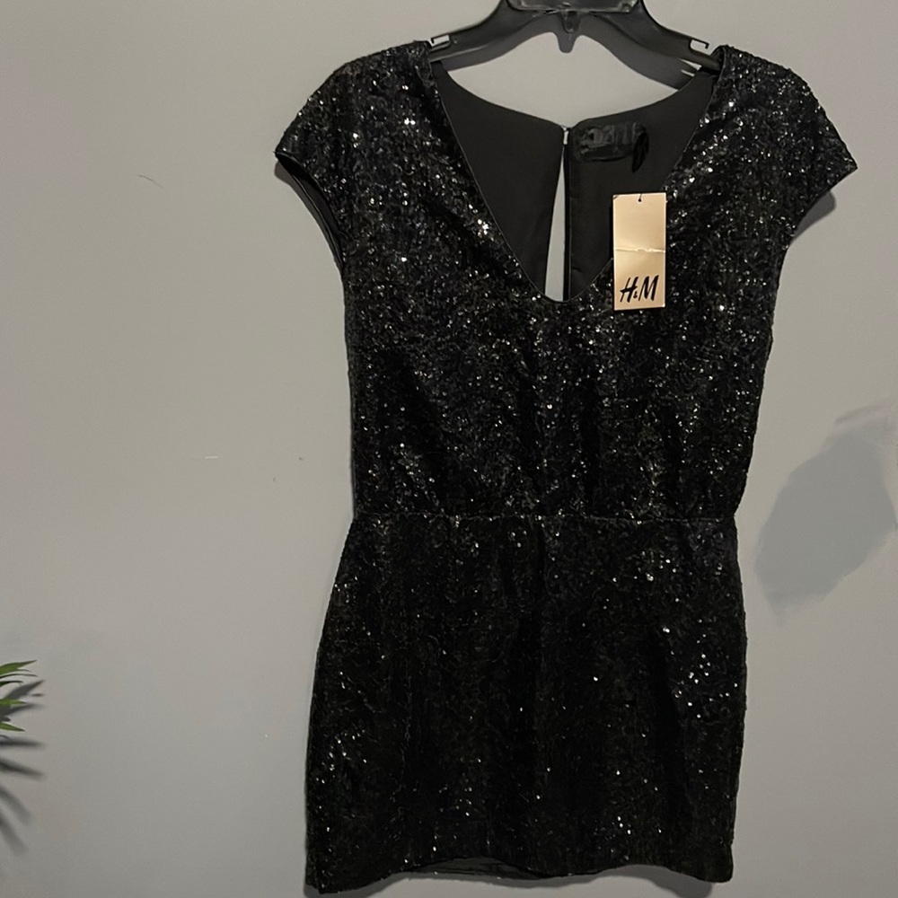 HyM size 12 mini dress black condition new with tag